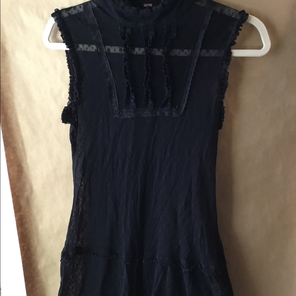 Free People see through lacy  top sz M